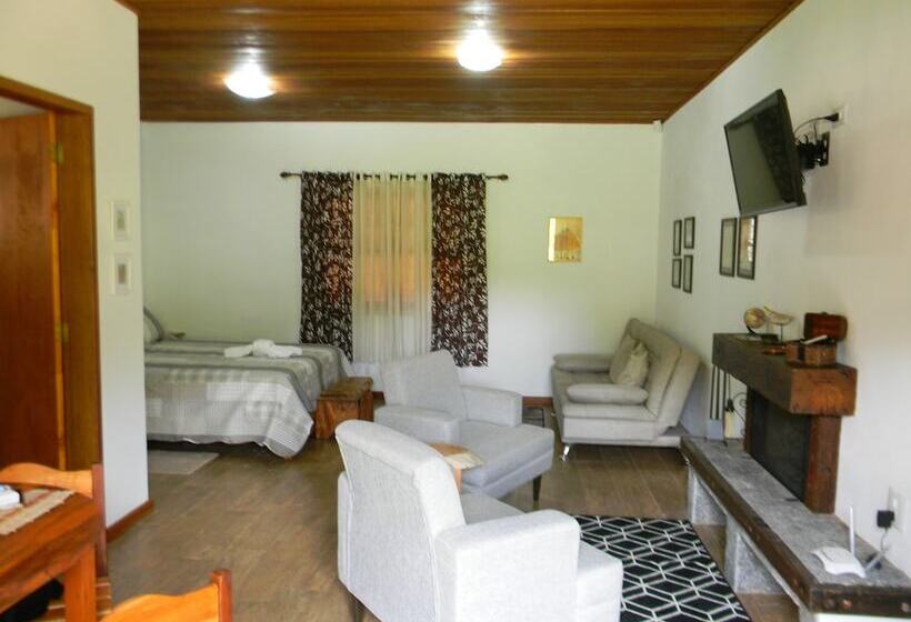 Отель Chalés Luar Da Serra