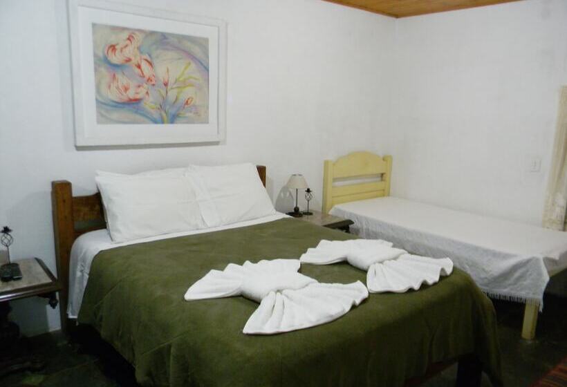 Отель Chalés Luar Da Serra