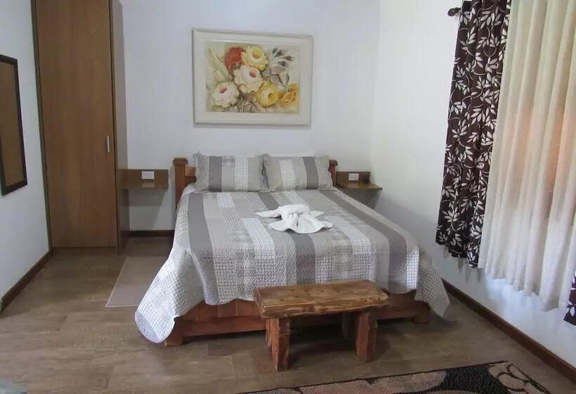 Hotelli Chalés Luar Da Serra