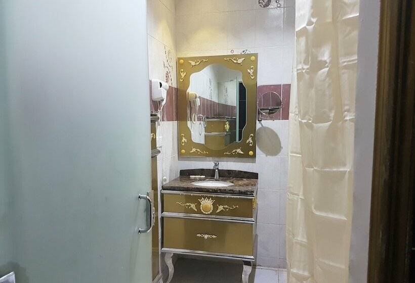 Отель Dorrat Alnaeem