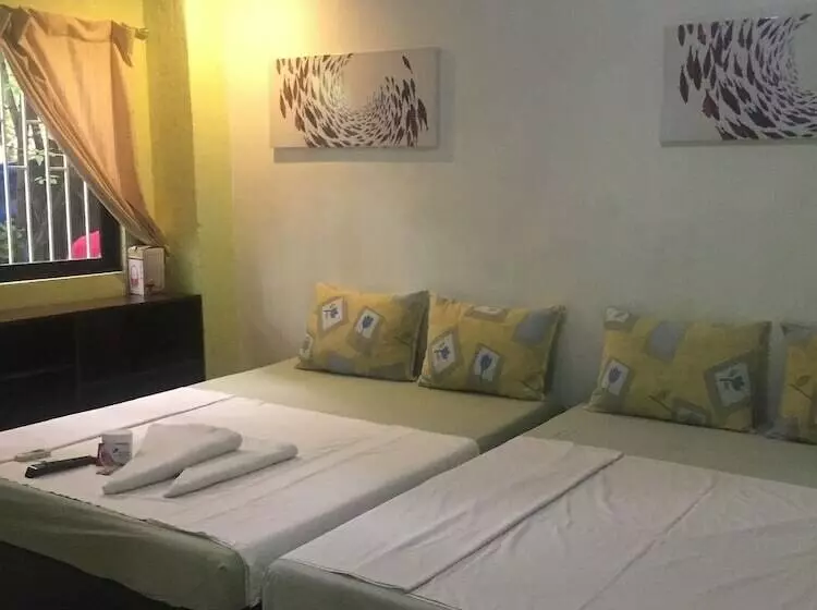 هتل Ellen's Resort Annex