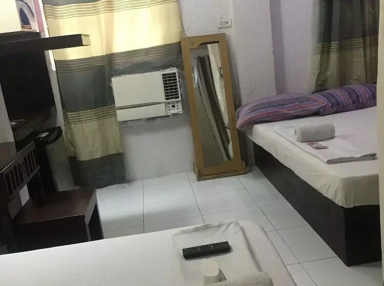 هتل Ellen's Resort Annex