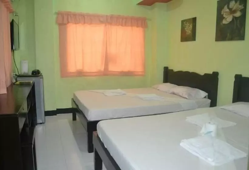 هتل Ellen's Resort Annex