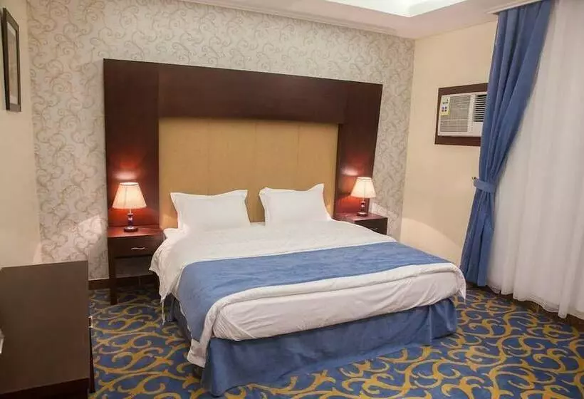 هتل Jolly View Suites