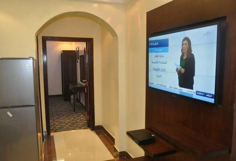 酒店 Jolly View Suites