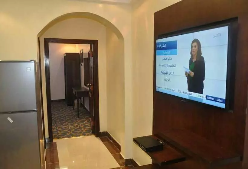 هتل Jolly View Suites