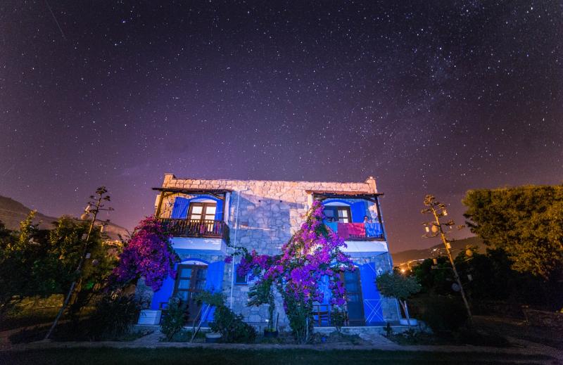 בית מלון כפרי Kabuk Ev