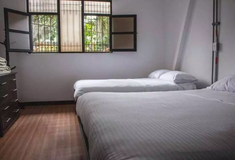 ホテル Las Marianas