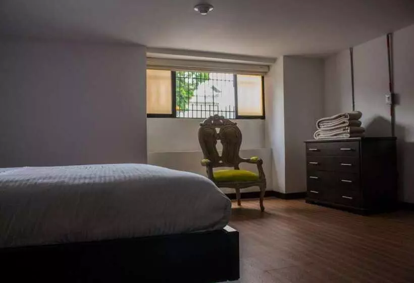 ホテル Las Marianas