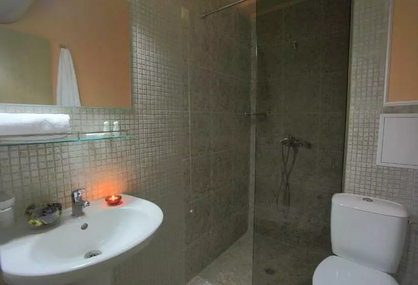 Hotelli Boutique Suites Rainbow 4