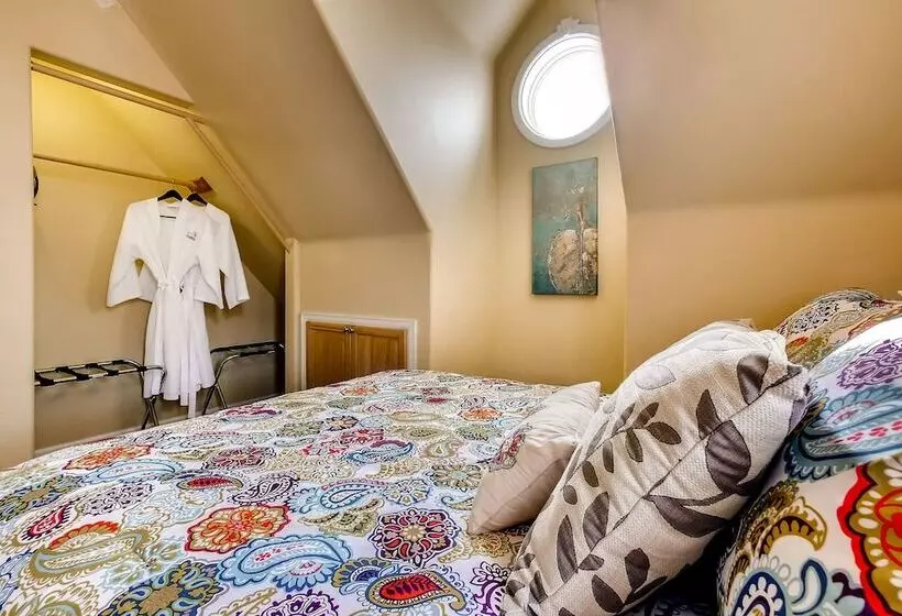 ホテル The Victorian Luxury B&b