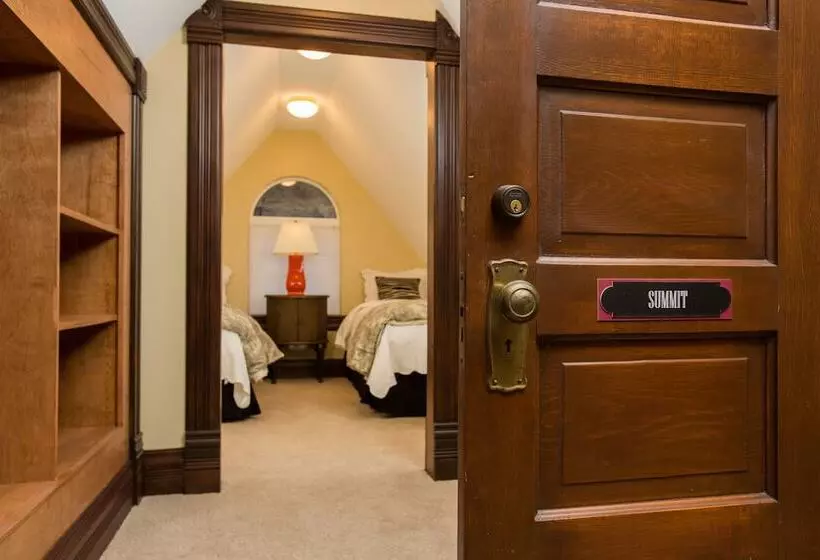ホテル The Victorian Luxury B&b