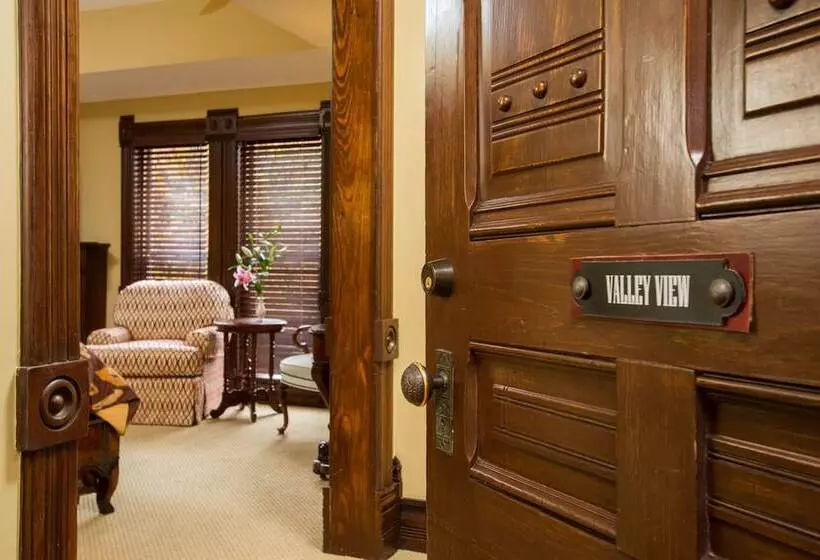 ホテル The Victorian Luxury B&b