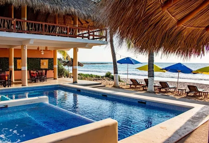 Hotelli Tronco Bay Inn