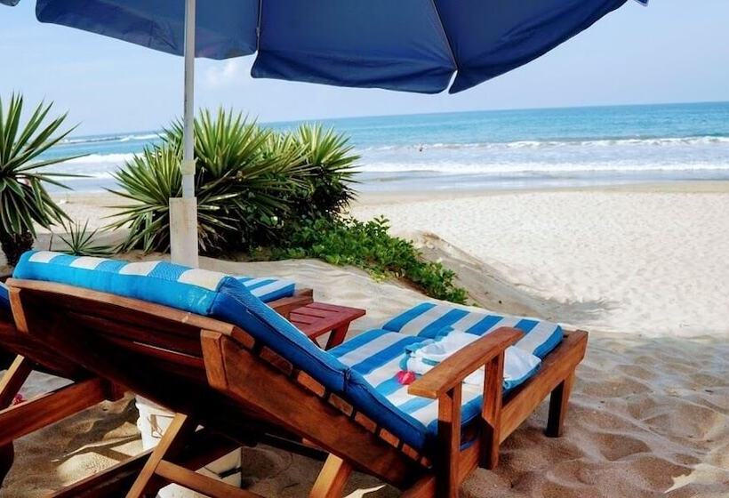 هتل Tronco Bay Inn