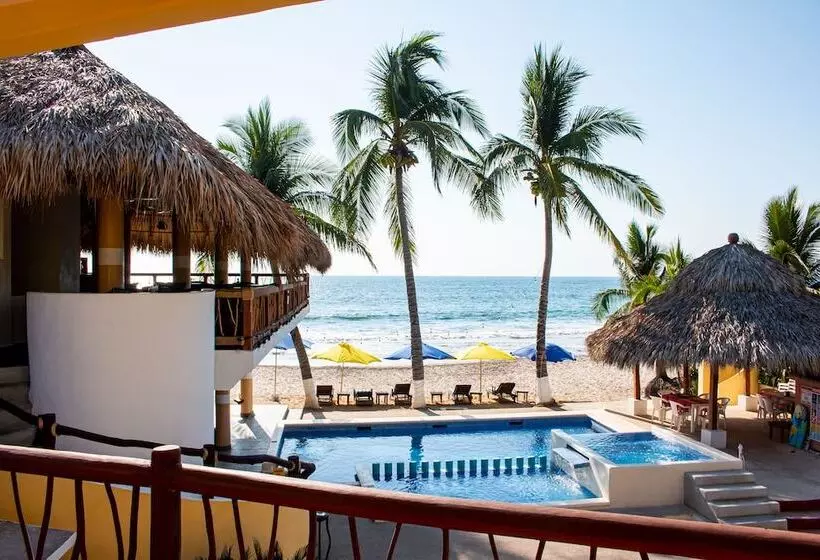 Hotelli Tronco Bay Inn