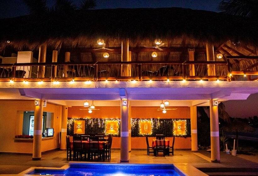 هتل Tronco Bay Inn