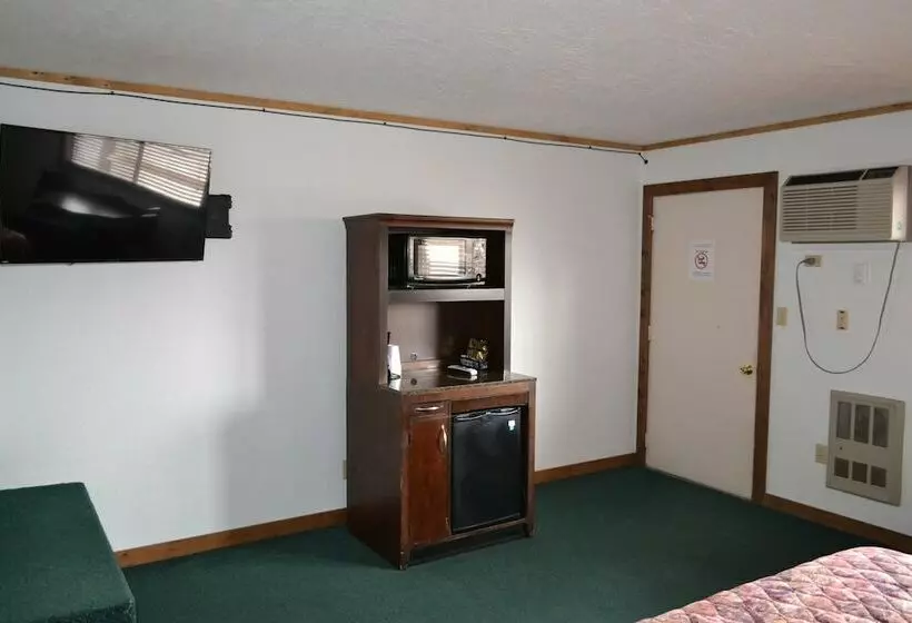 The Village Inn Motel And Restaurant