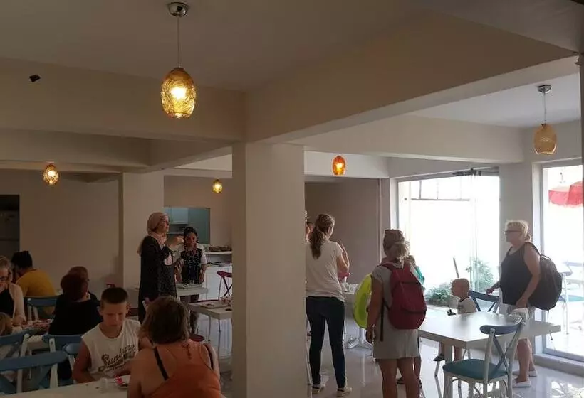 Otel Akça
