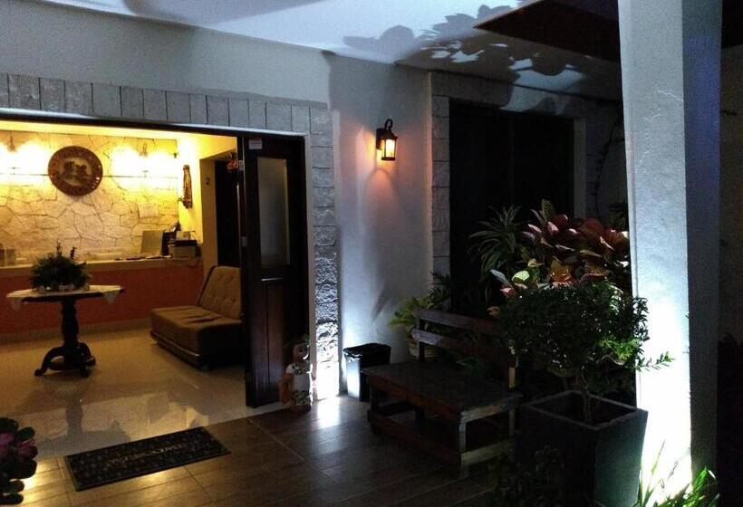 پانسیون Casa Rosario