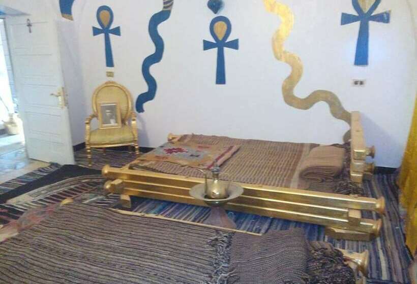 پانسیون Golden Pharaoh