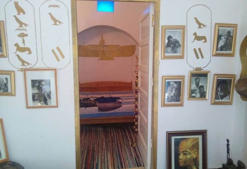 پانسیون Golden Pharaoh