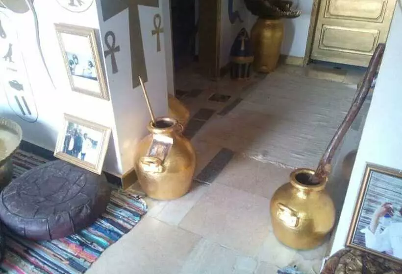 پانسیون Golden Pharaoh