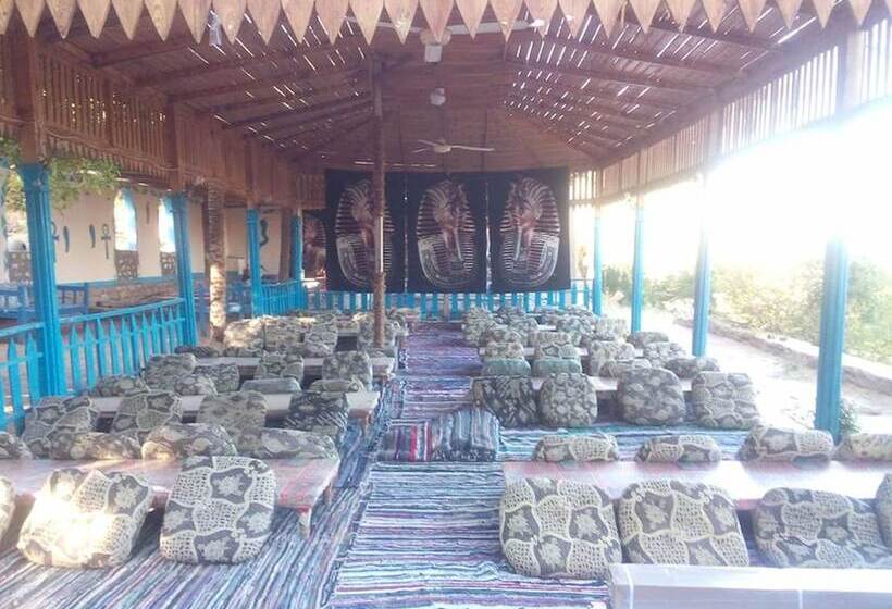 پانسیون Golden Pharaoh