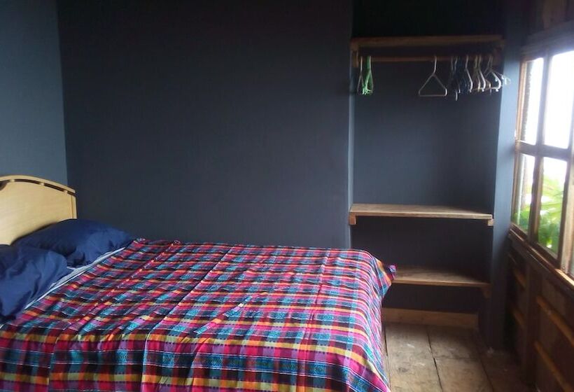 Majatalo Lo Nuestro Ataco