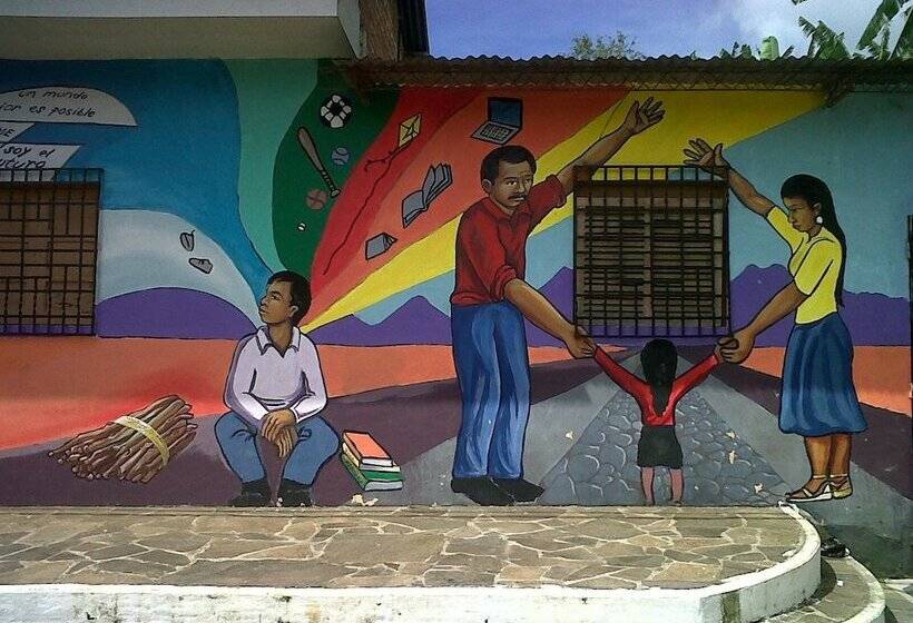 Majatalo Lo Nuestro Ataco