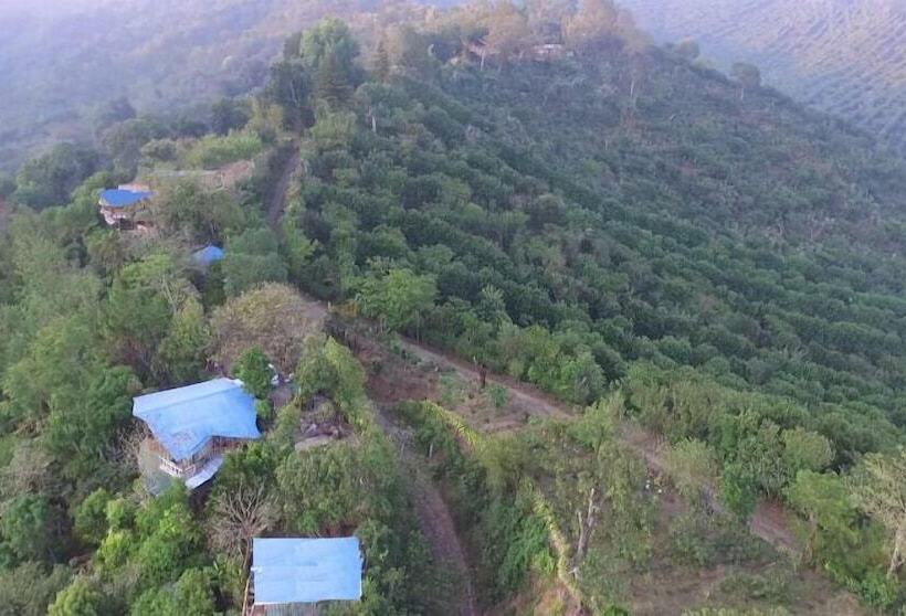 Majatalo Lo Nuestro Ataco