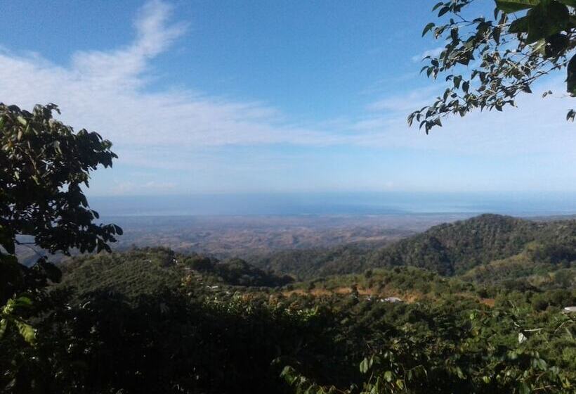 Majatalo Lo Nuestro Ataco