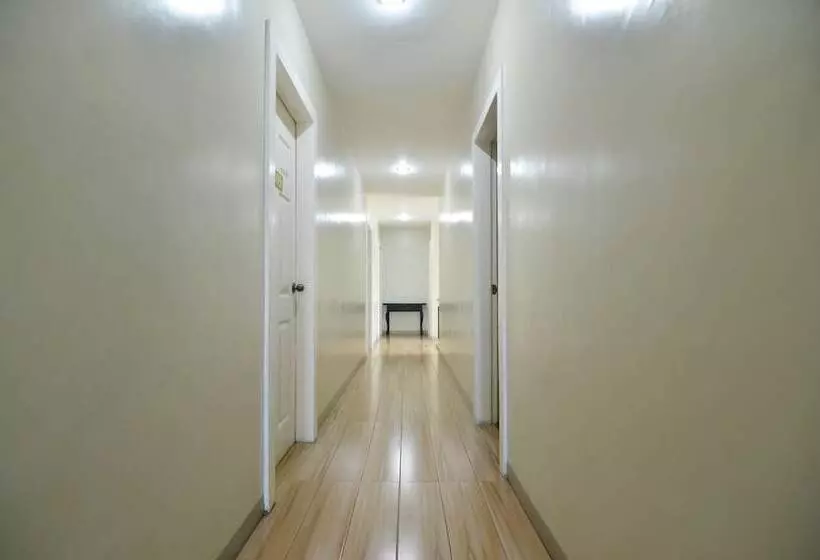 ペンション The Windy Ridge Inn