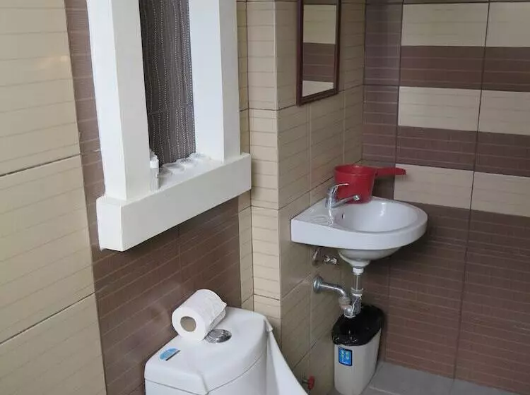 ペンション The Windy Ridge Inn