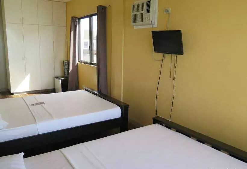 ペンション The Windy Ridge Inn