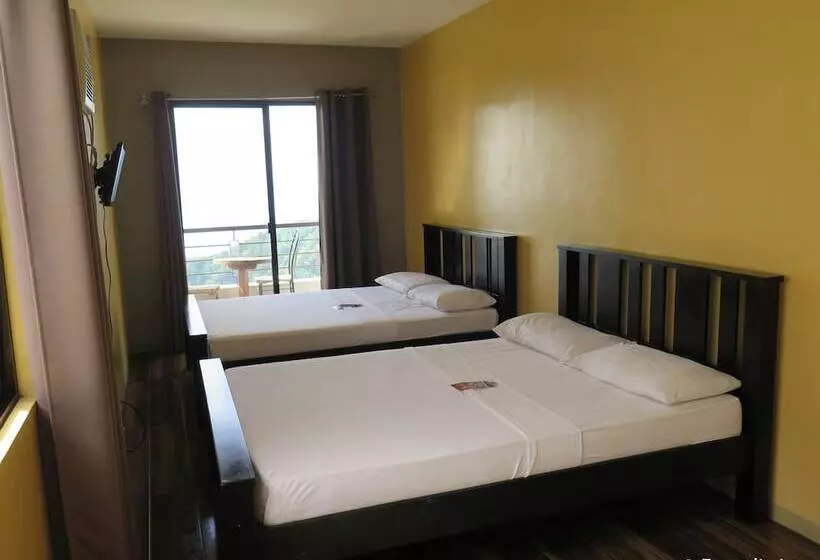 ペンション The Windy Ridge Inn