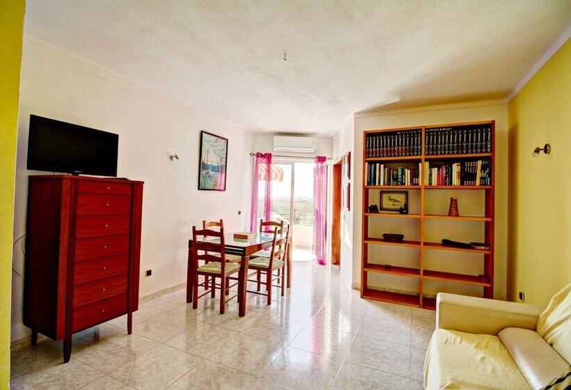 پانسیون Villas2go2 Salgados Apartment