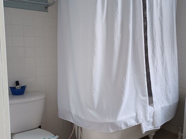 Ragland Mansion Bed & Breakfast