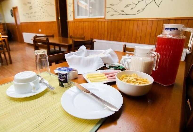 Smile Patagonia Hostel   Adults Only