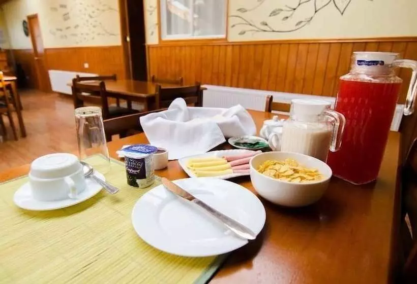 Smile Patagonia Hostel   Adults Only