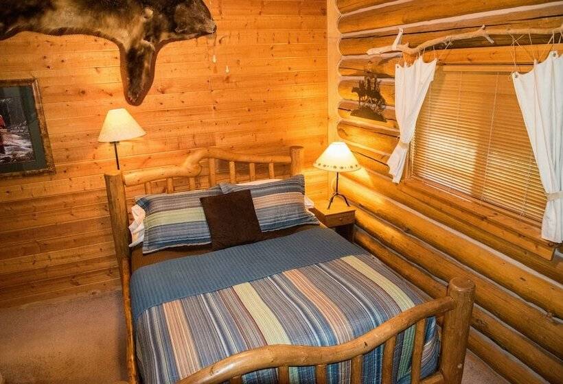 Snowberry Inn Bed & Breakfast