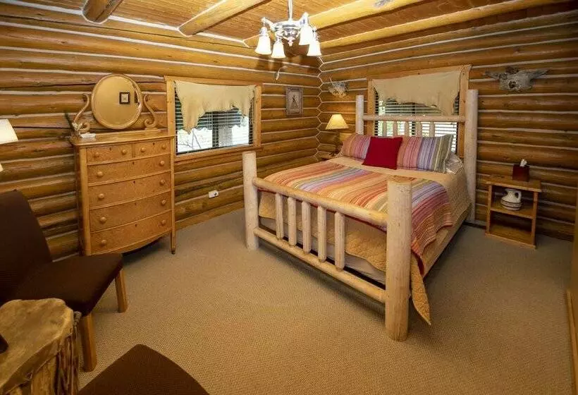Snowberry Inn Bed & Breakfast