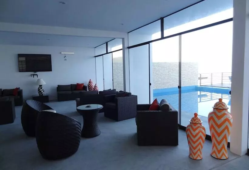 Akas Hotel Apartamentos