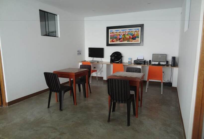 Akas Hotel Apartamentos