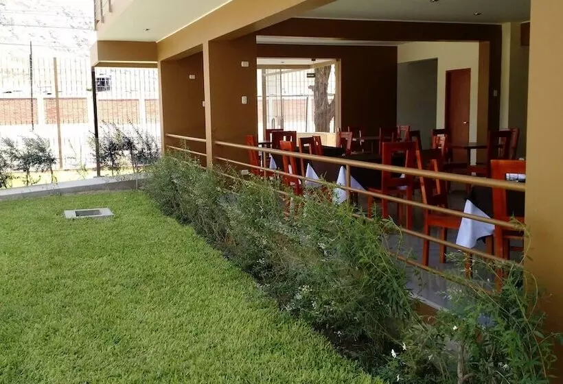 B Hotel Nasca