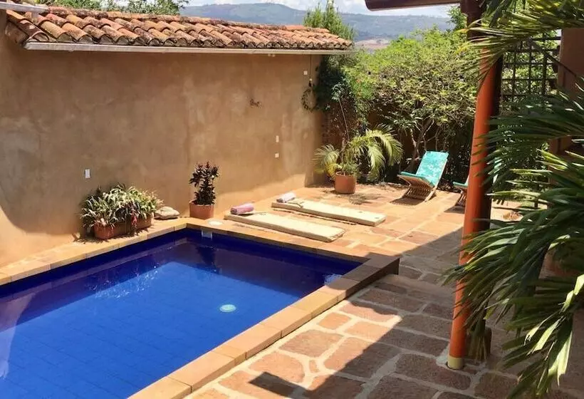 Aamiaismajoitus (B&B) Casa Juana