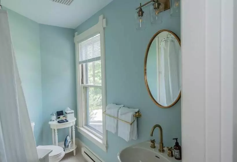 Aamiaismajoitus (B&B) Limerock Inn