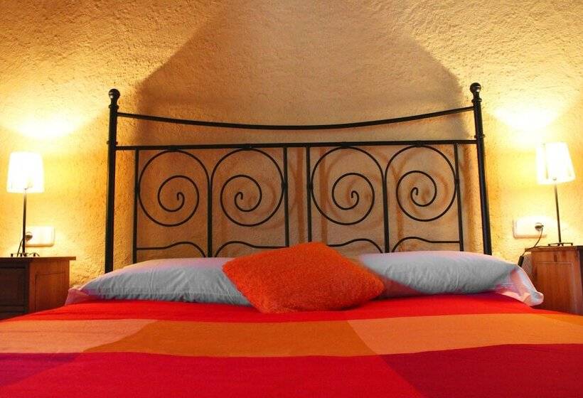 Casa Rural Can Simonet De Rocabruna