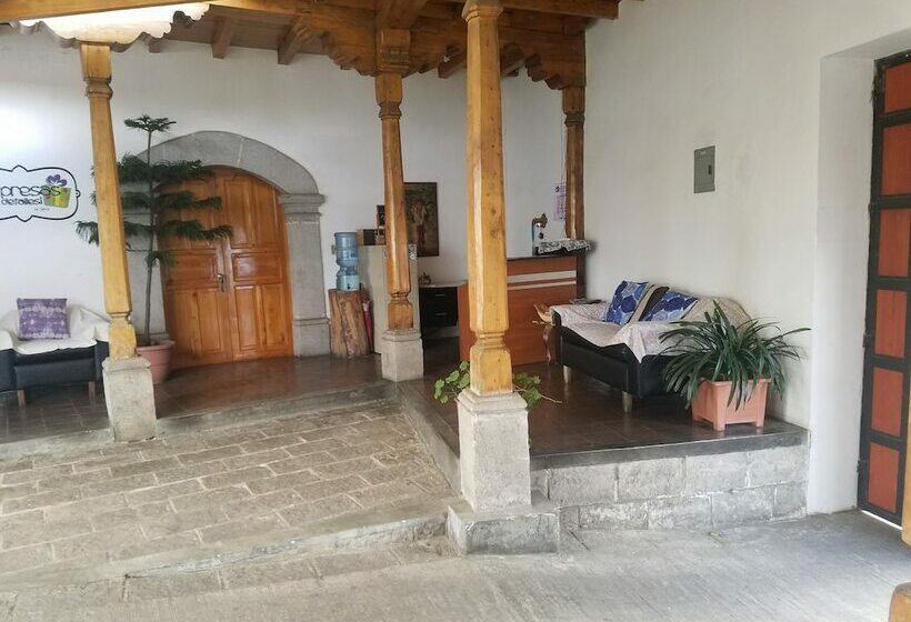 مسافرخانه Hamilton