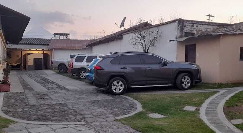 مسافرخانه Hamilton